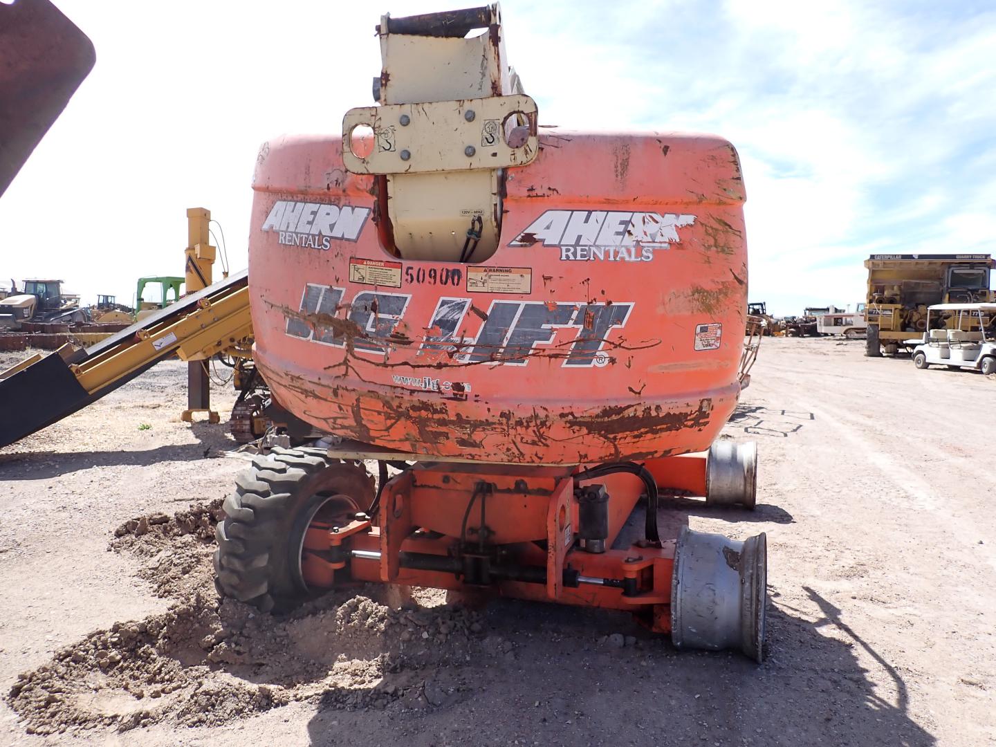 JLG 660SJ